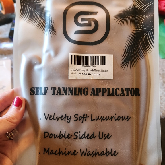 Brown Exfoliating Mitt and Back Scrubber Set - Picture 8 of 9